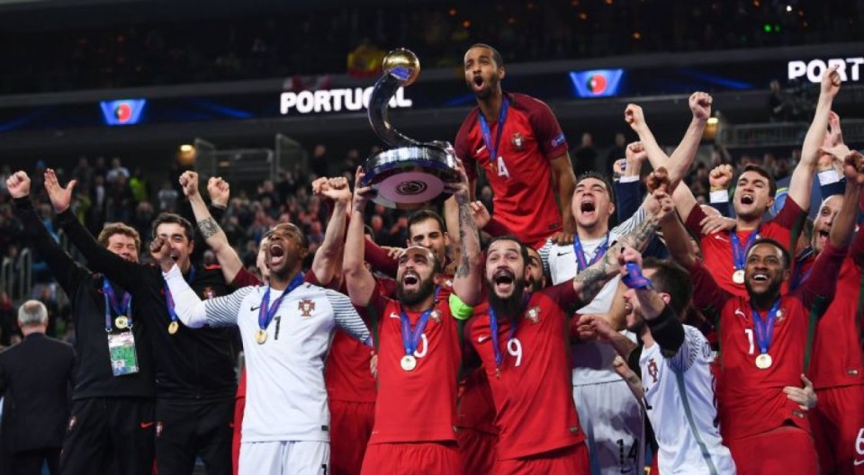 Campeões da Europa de futsal recebidos no Theatro Circo na segunda-feira