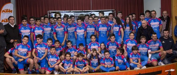BARCELOS: ACR de Roriz apresenta equipas de ciclismo