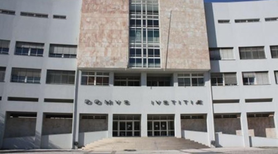 Tribunal de Braga condena trio autor de cinco assaltos a pessoas e casas