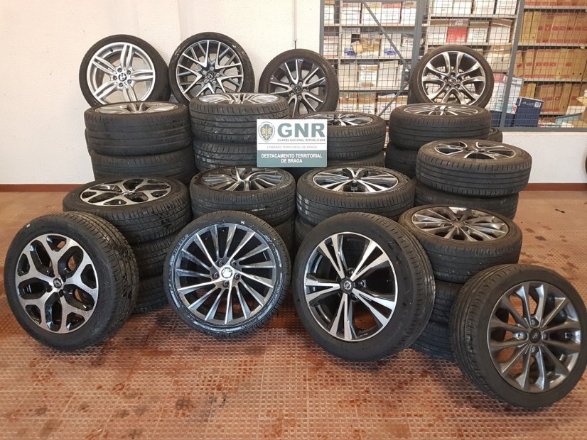 GNR apreendeu 52 jantes de veículos em Vila Verde