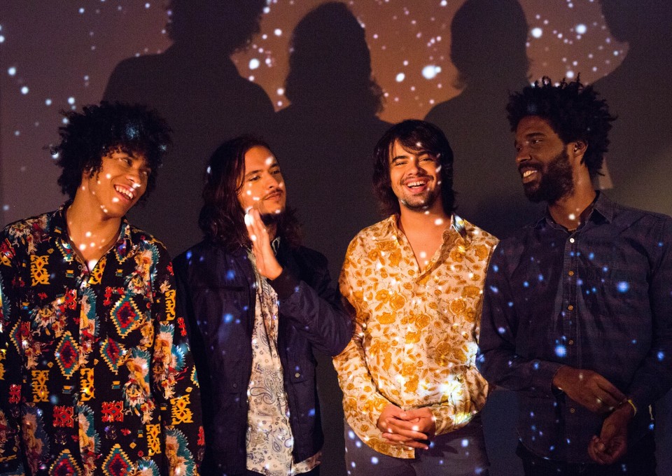 Boogarins regressa a Braga com novo disco (6 ABR)