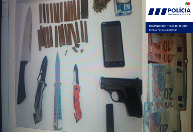 PSP de Barcelos detém jovem suspeito de vender droga nas escolas