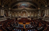 Parlamento aprova alterações ao financiamento partidário