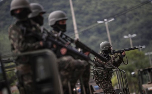 ONG do Rio de Janeiro contra presença do exército nas favelas