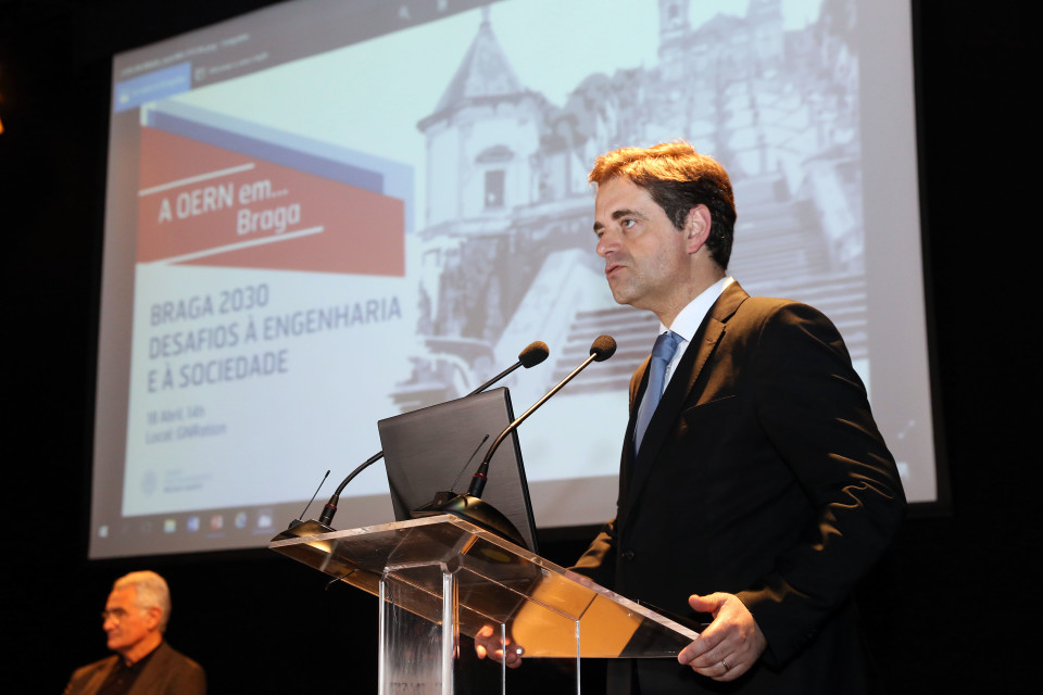 BRAGA: “Uma cidade só pode ser dinâmica económica com qualidade de vida”, defende Ricardo Rio