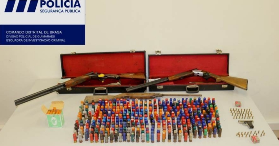 PSP de Guimarães aprende três armas de fogo em processo de violência doméstica •