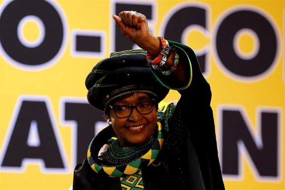 Morreu Winnie Mandela, a “mãe da nação” da África do Sul