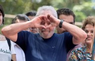 Lula da Silva diz ao PT para escolher outro candidato nas presidenciais do Brasil