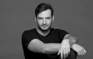 Italiano Bayota apresenta no Theatro Circo ‘Out of the Blue’ (19 MAIO)