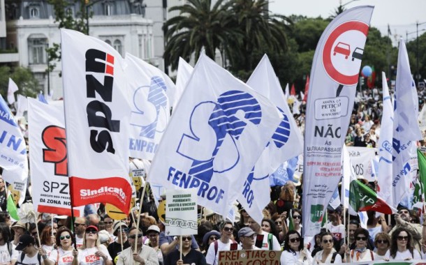 Sindicatos de professores marcam greve às avaliações a partir de 18 de Junho