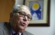 Morreu António Arnaut , 'pai' do Serviço Nacional de Saúde.