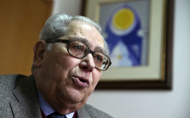 Morreu António Arnaut , 'pai' do Serviço Nacional de Saúde.