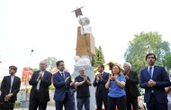 Ricardo Rio inaugura estátua de S. João da Ponte sem Marcelo