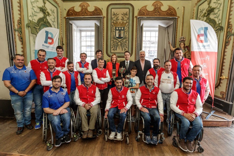 Braga homenageou APD, tricampeã Nacional de Basquetebol em cadeira de rodas.
