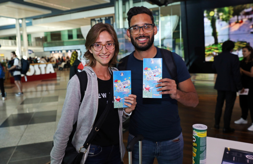 São João de Braga mostra-se aos turistas no Aeroporto Sá Carneiro até domingo