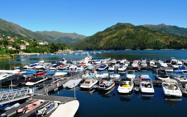 TERRAS DE BOURO: Centro Náutico de Rio Caldo recebe ‘Meninos a Sonhar nas Águas do Gerês’
