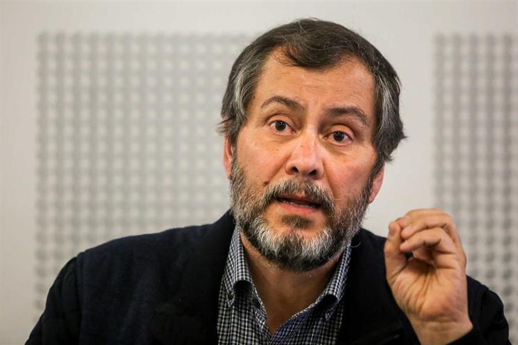 Professores admitem greve a exames, aulas e lançamento de notas