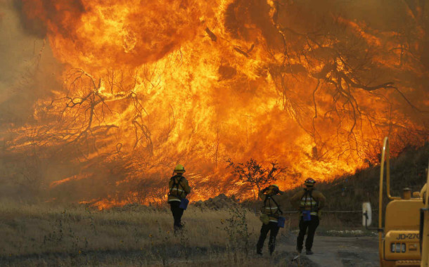 INCÊNDIOS: Bombeiros portugueses e espanhóis podem intervir em território vizinho até 25 quilómetros