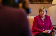 ALEMANHA: Imigração deixa coligação de Merkel à beira do abismo