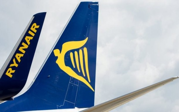 Ryanair prevê 300 voos cancelados na próxima semana devido a greve