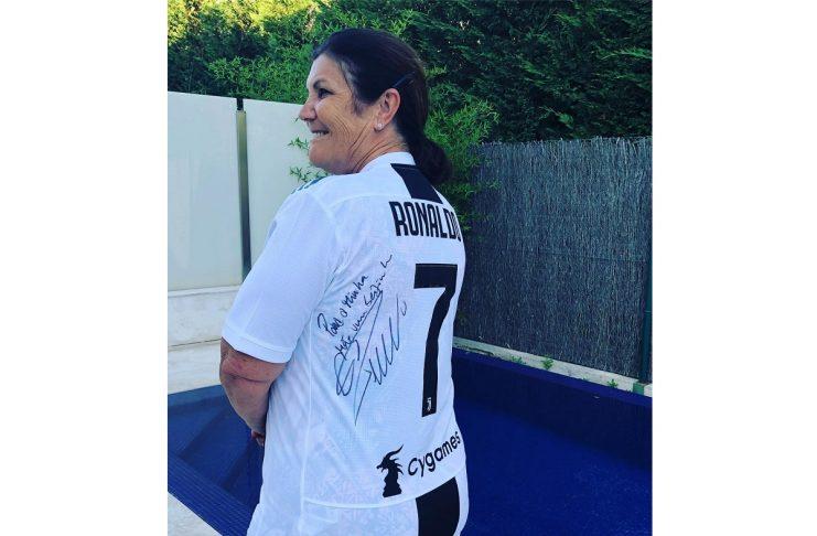 Dolores recebeu presente especial de Ronaldo após chegada a Itália