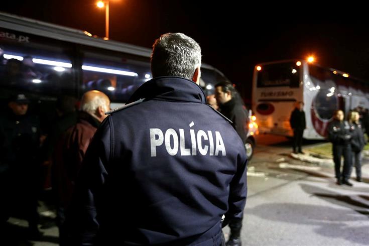 PSP de Braga ‘apanha’ suspeito de tráfico de droga com mais de 100 doses de haxixe