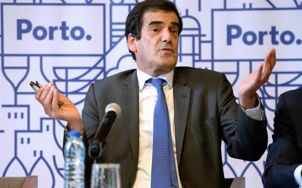 Câmara do Porto aprova desvinculação de decisões da Associação de Municípios