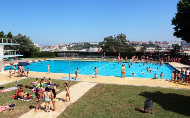 Câmara de Braga assinala domingo Dia Internacional da Juventude com entrada livre nas piscinas