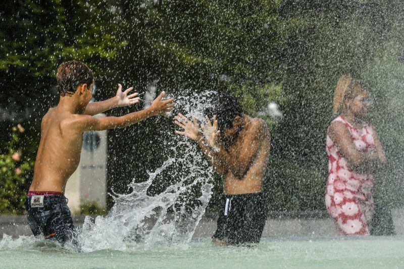 Temperaturas começam a descer esta segunda-feira