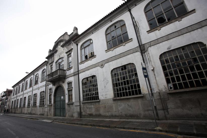 BRAGA: Oposição desconfia de venda da Confiança; Rio diz que tem legitimidade