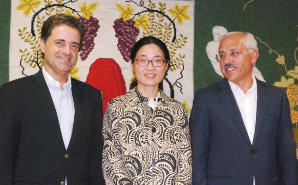 MUNDIAL DE CANOAGEM: Delegação chinesa de Shaoxing recebida na Câmara de Vila Verde