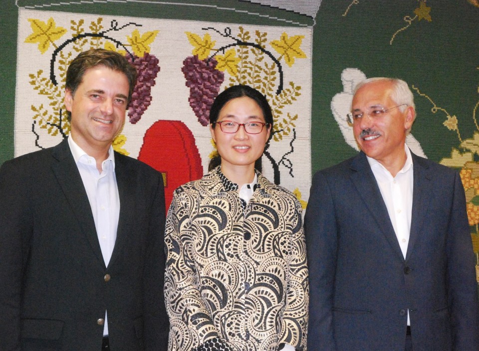 MUNDIAL DE CANOAGEM: Delegação chinesa de Shaoxing recebida na Câmara de Vila Verde