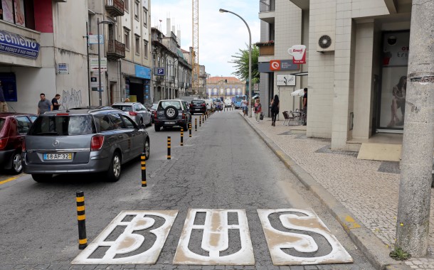 Câmara de Braga avança com reordenamento do tráfego e estacionamento na rua do Raio nas próximas semanas