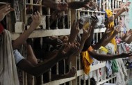 Mais de 100 presos fogem de cadeia de segurança máxima no Brasil