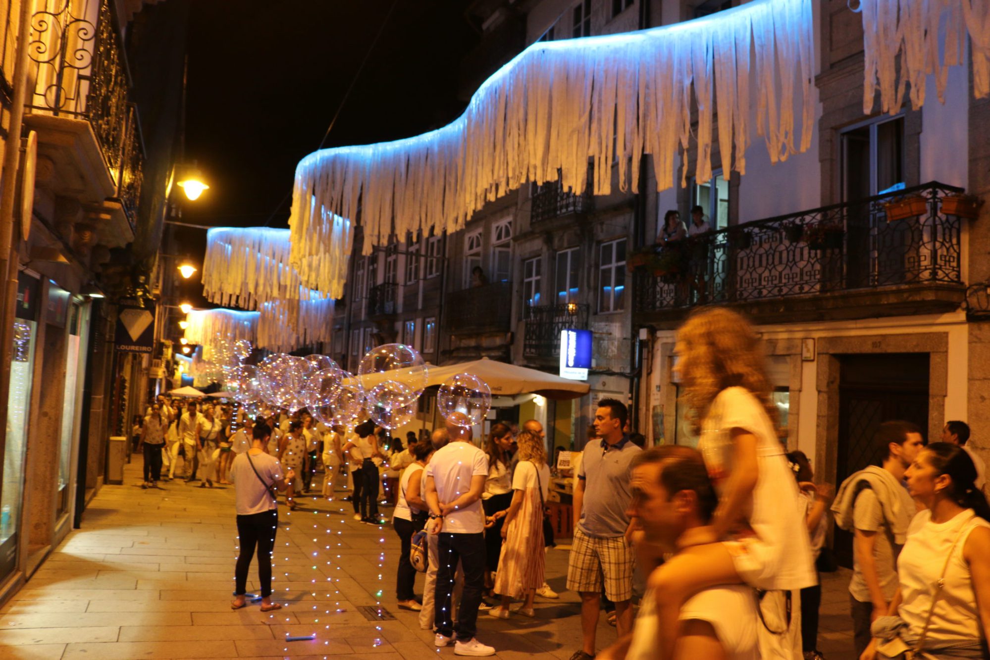 Arruada com as ‘Sopa de Pedra’ no encerramento da Noite Branca de Braga