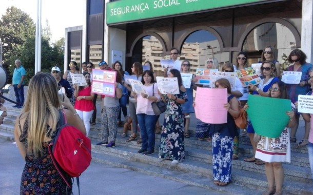 Prof’s ‘Lesados nos Descontos’ manifestam-se em Braga