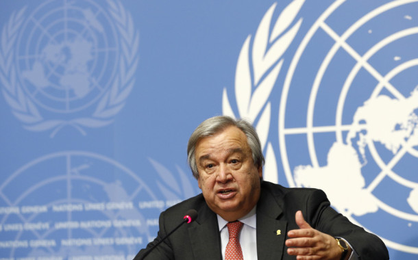 O “mundo está cada vez mais caótico” e a democracia “sob ameaça”, denuncia Guterres