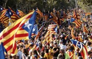 Independentistas bloqueiam estradas e linhas de ferro na Catalunha