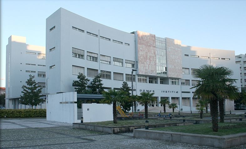 BRAGA - Tinha 13 condenações por 30 crimes, mas continuou a roubar