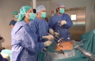 Cirurgiões espanhóis realizaram remoção total de estômago por laparoscopia em Braga