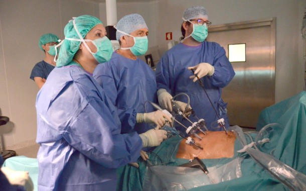 Cirurgiões espanhóis realizaram remoção total de estômago por laparoscopia em Braga