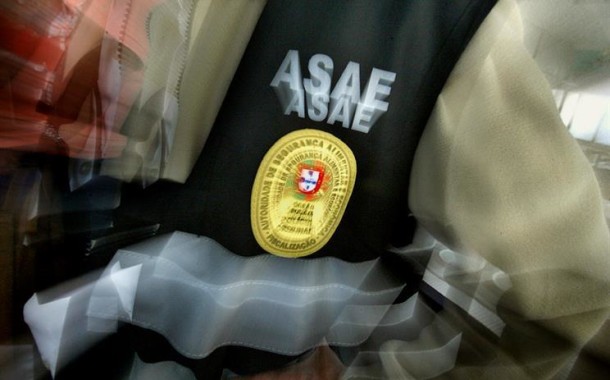 ASAE apreende 25 mil litros de detergente contrafeito em Guimarães