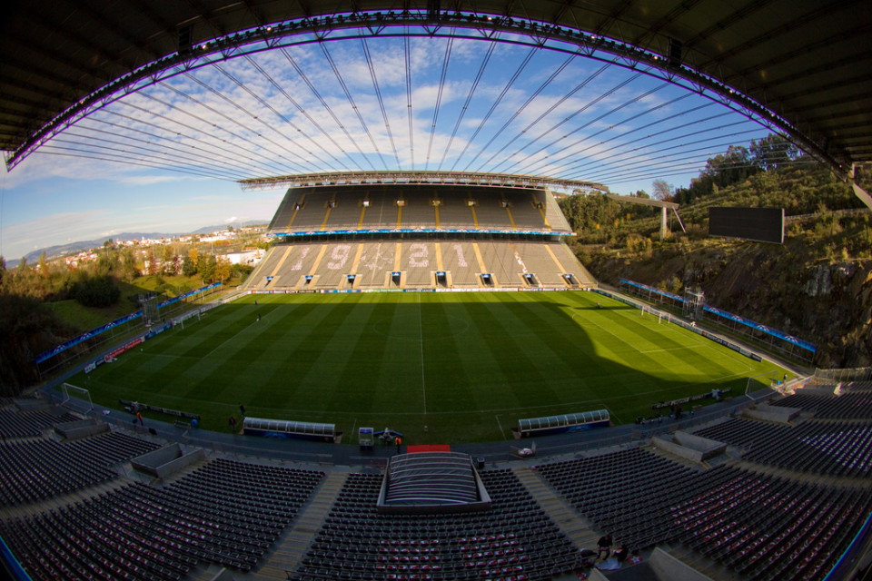 Estádio: Câmara de Braga paga dívida de 3,8 milhões cumprindo ordem judicial