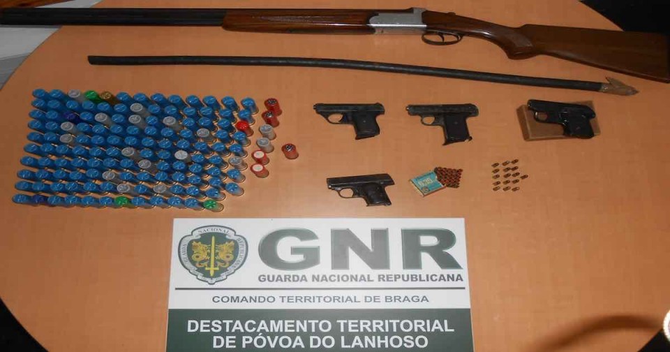 GNR apreende armas a homem que ameaçou familiares em Amares