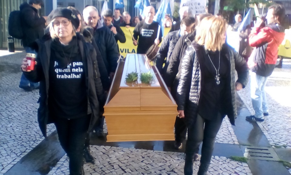 Oficiais de justiça de Braga voltam segunda-feira ao protesto