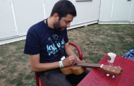 Cruz Vermelha de Braga leiloa instrumento musical autografado por Salvador Cabral