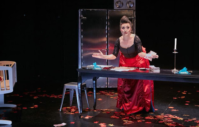 BRAGA: Theatro Circo recebe a peça ‘Regras Usos e Costumes na Cidade Moderna’ (13 NOV)