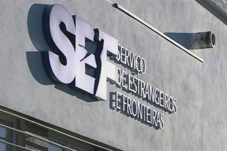 SEF notificou oito futebolistas do Palmeiras FC para abandonar o país