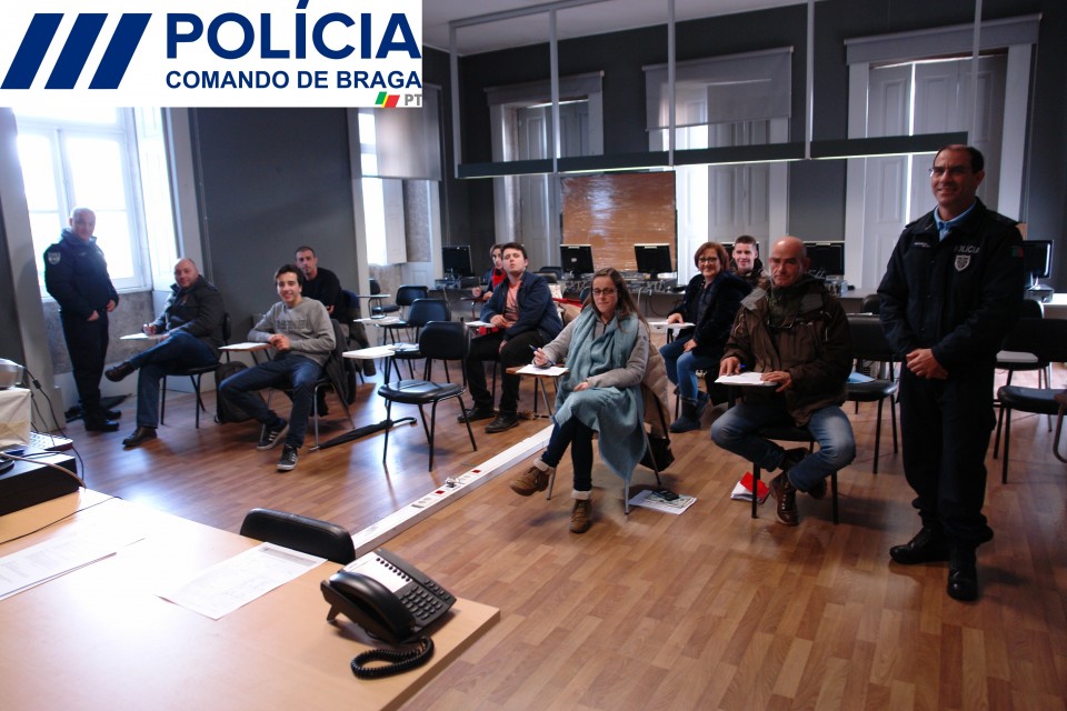 PSP de Braga dá de formação de detentores de Cães Perigosos e Potencialmente Perigosos
