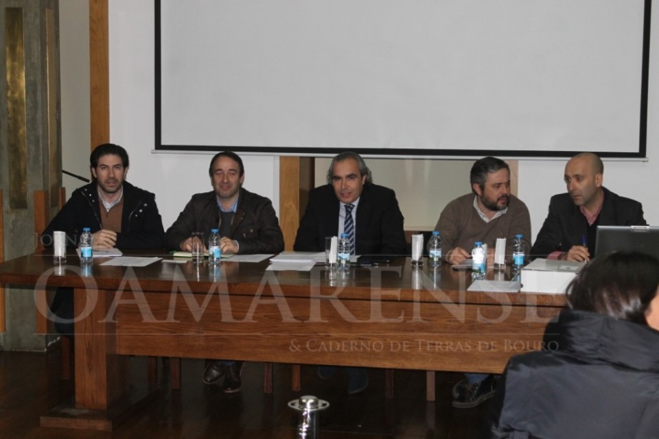 Assembleia Municipal de Terras de Bouro rejeita transferência de competências com abstenção do PS